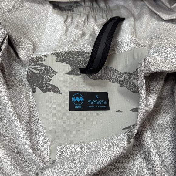 Janji Women's Rainrunner Pack Jacket - Picture 3 of 5